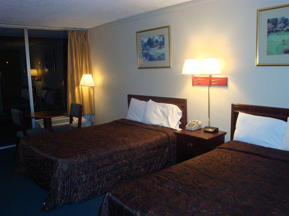 Econo Lodge Asheboro Luaran gambar
